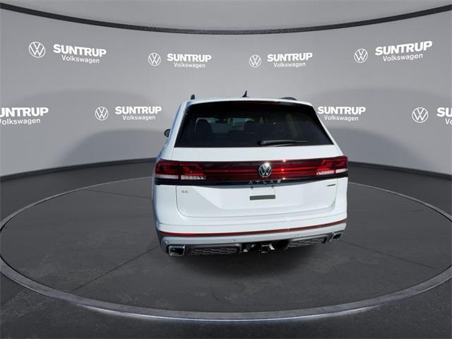 new 2025 Volkswagen Atlas car, priced at $44,154