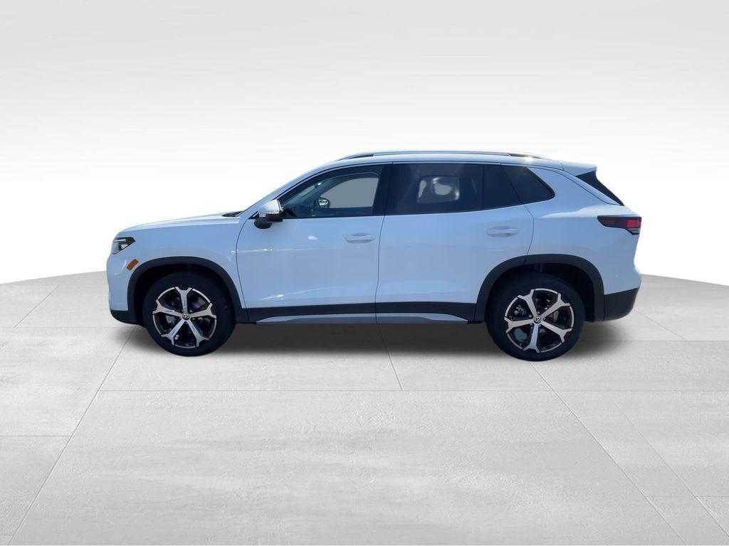 new 2025 Volkswagen Tiguan car, priced at $33,020