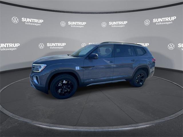 new 2025 Volkswagen Atlas car, priced at $45,189