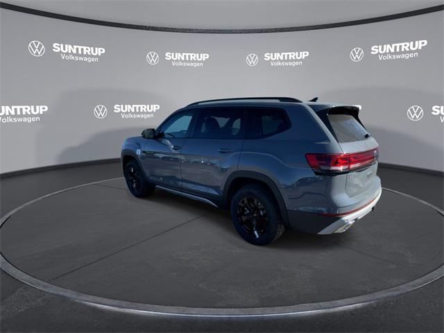 new 2025 Volkswagen Atlas car, priced at $45,189