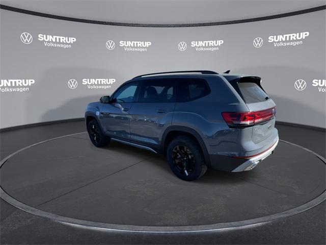 new 2025 Volkswagen Atlas car, priced at $45,689
