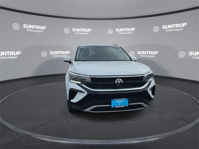 new 2024 Volkswagen Taos car, priced at $27,036