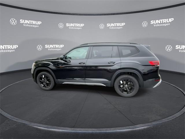 new 2025 Volkswagen Atlas car, priced at $45,077