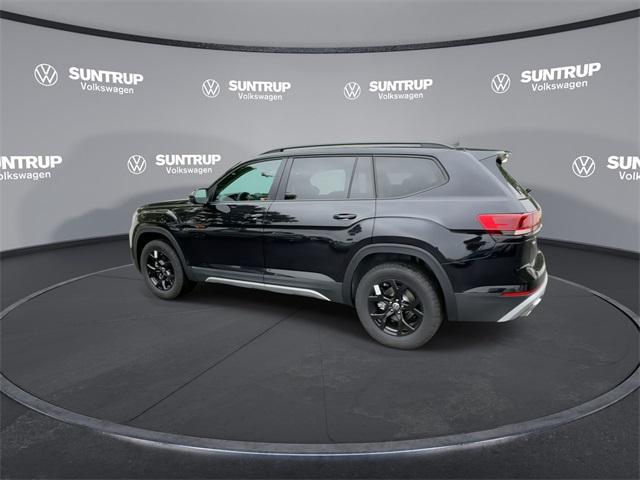 new 2025 Volkswagen Atlas car, priced at $45,077