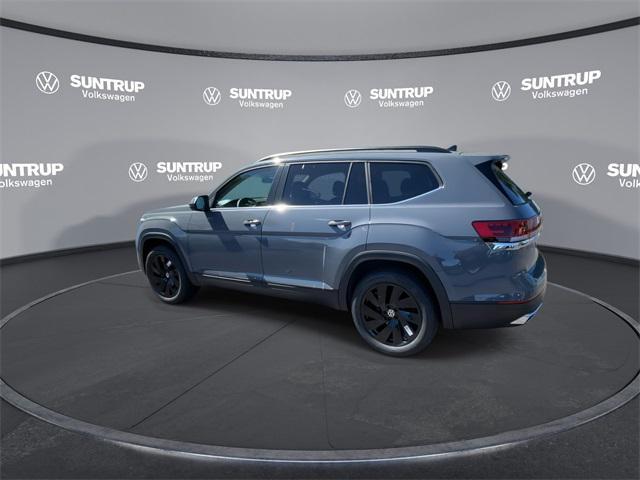 new 2025 Volkswagen Atlas car, priced at $44,443