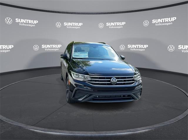 new 2024 Volkswagen Tiguan car, priced at $31,367