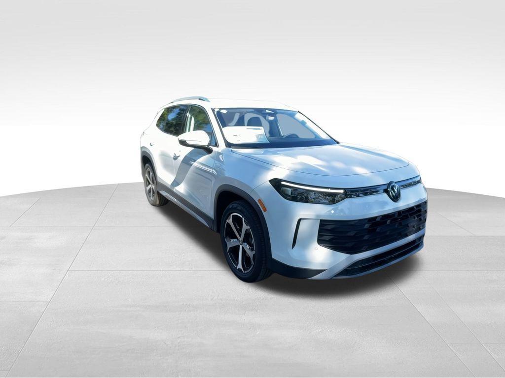 new 2025 Volkswagen Tiguan car, priced at $30,787