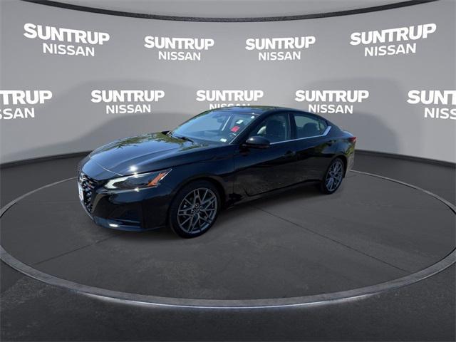 used 2024 Nissan Altima car, priced at $27,065