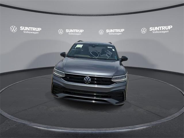 new 2024 Volkswagen Tiguan car, priced at $34,077