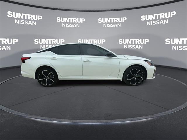 used 2023 Nissan Altima car, priced at $25,565