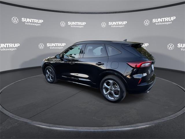 used 2023 Ford Escape car, priced at $20,605