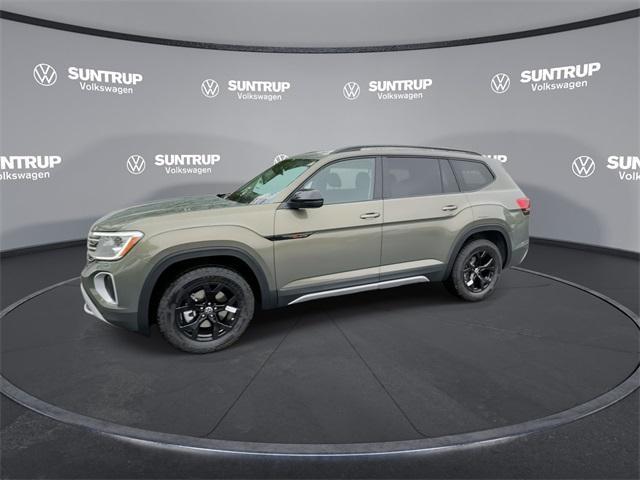 new 2025 Volkswagen Atlas car, priced at $46,577