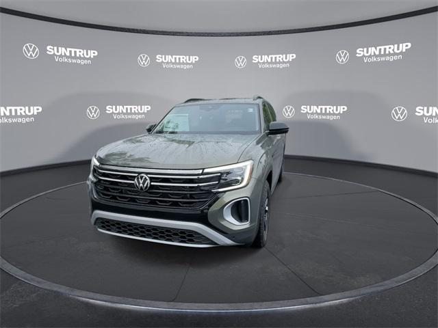 new 2025 Volkswagen Atlas car, priced at $46,577