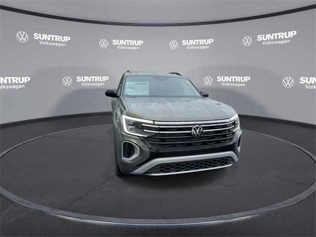 new 2025 Volkswagen Atlas car, priced at $46,577