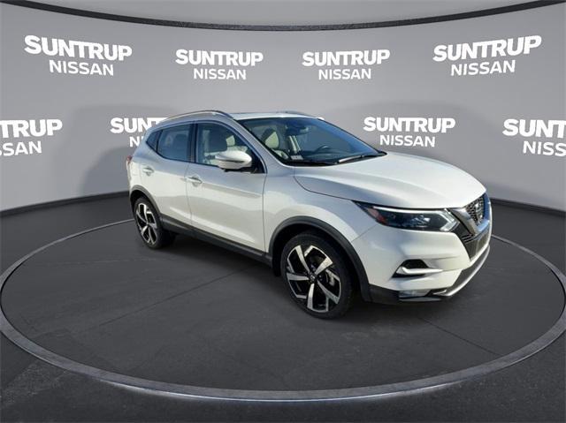 used 2022 Nissan Rogue Sport car, priced at $23,765