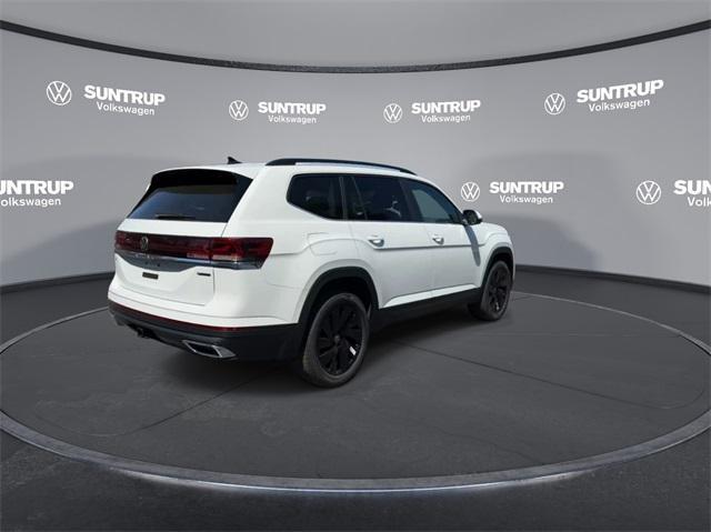 new 2024 Volkswagen Atlas car, priced at $42,105