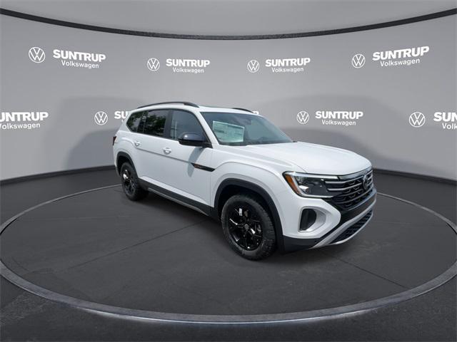 new 2025 Volkswagen Atlas car, priced at $46,577