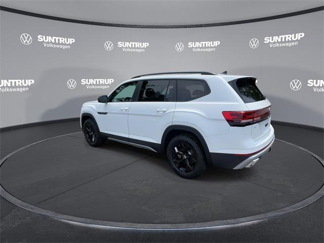 new 2025 Volkswagen Atlas car, priced at $46,577