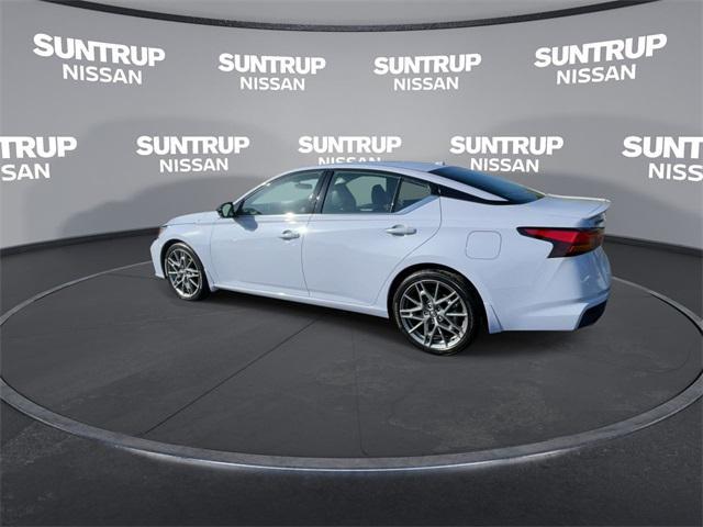 used 2024 Nissan Altima car, priced at $25,915