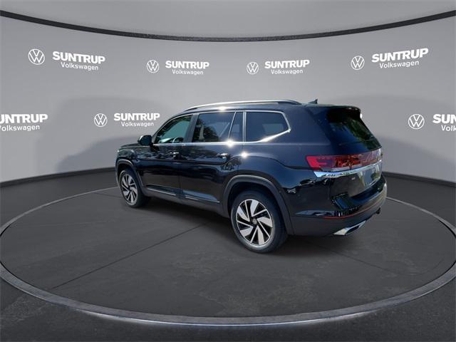 new 2025 Volkswagen Atlas car, priced at $43,061