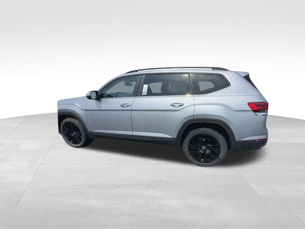 new 2025 Volkswagen Atlas car, priced at $40,744