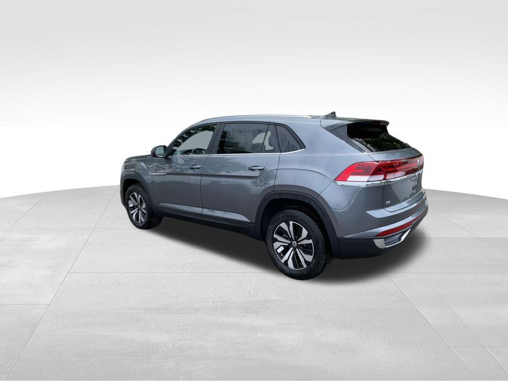 new 2025 Volkswagen Atlas Cross Sport car, priced at $34,634
