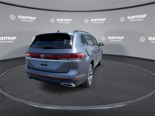 new 2025 Volkswagen Atlas car, priced at $38,256