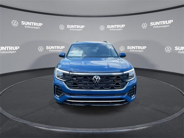 new 2025 Volkswagen Atlas car, priced at $51,738