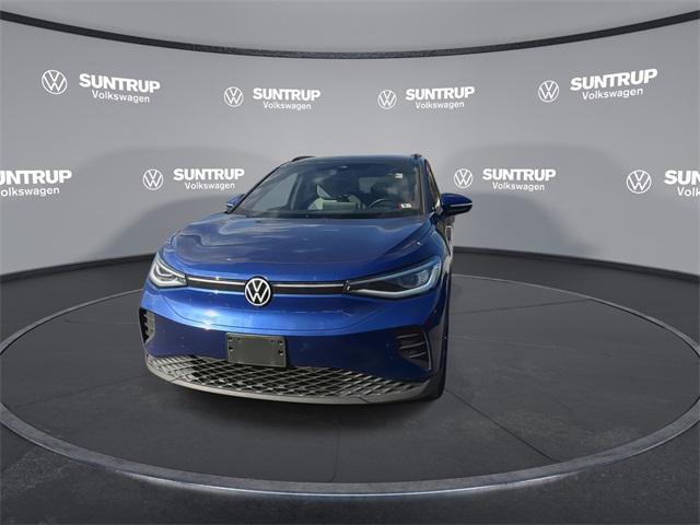 used 2022 Volkswagen ID.4 car, priced at $23,195