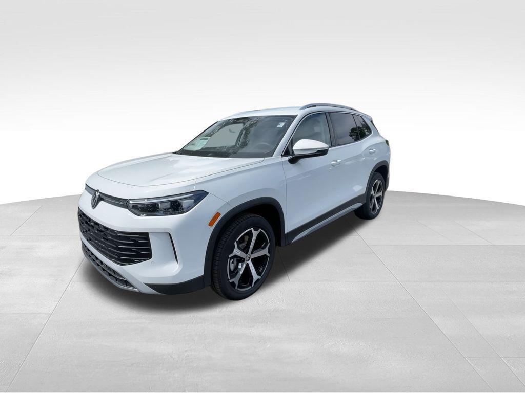 new 2025 Volkswagen Tiguan car, priced at $32,133