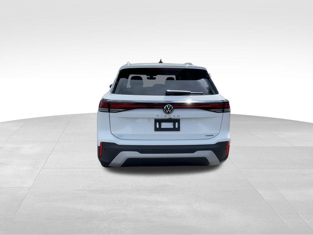 new 2025 Volkswagen Tiguan car, priced at $31,883