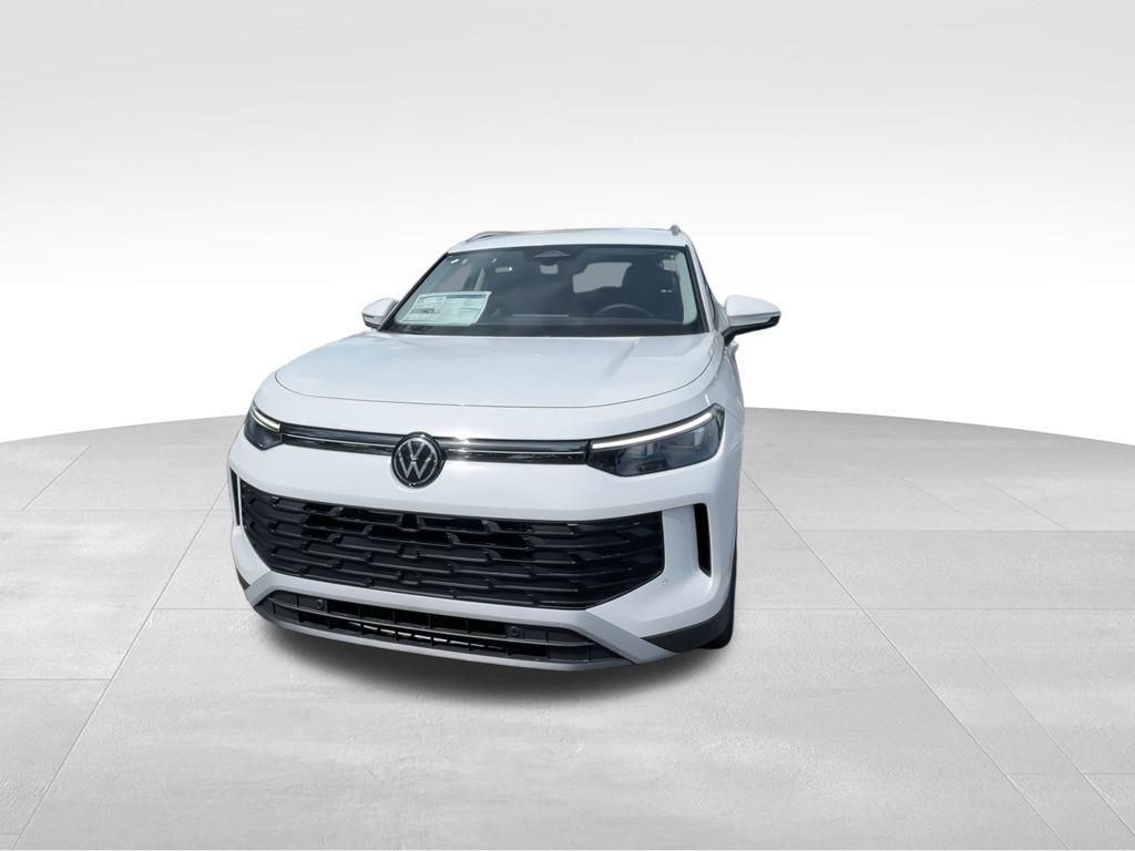new 2025 Volkswagen Tiguan car, priced at $32,133
