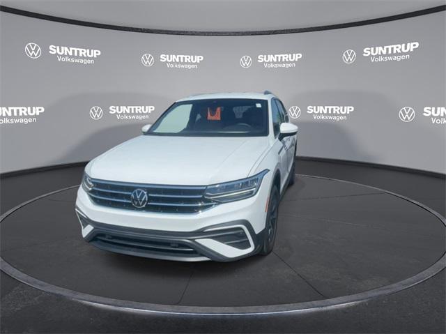 new 2024 Volkswagen Tiguan car, priced at $30,335