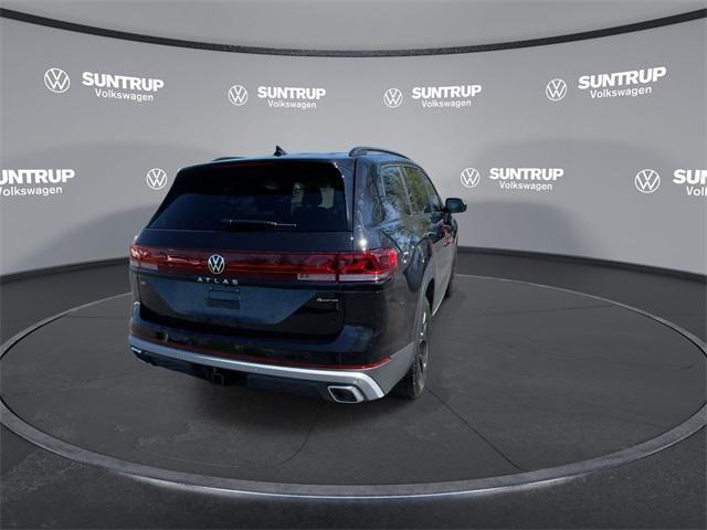 new 2025 Volkswagen Atlas car, priced at $45,502