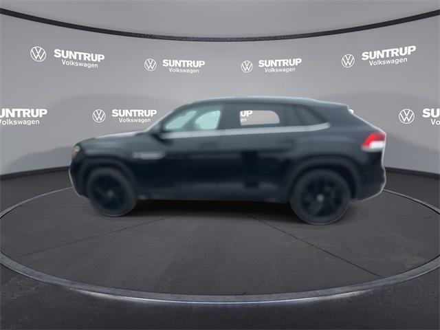 used 2022 Volkswagen Atlas Cross Sport car, priced at $27,125