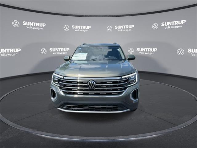 new 2025 Volkswagen Atlas car, priced at $46,322