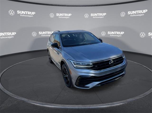 new 2024 Volkswagen Tiguan car, priced at $33,215