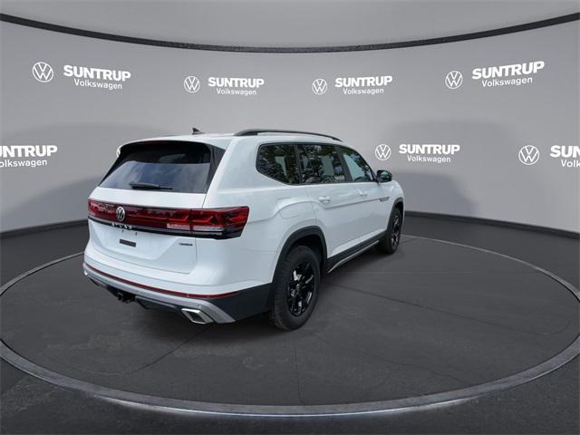 new 2025 Volkswagen Atlas car, priced at $47,002