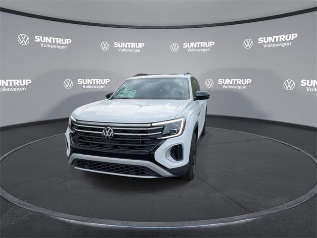 new 2025 Volkswagen Atlas car, priced at $47,002