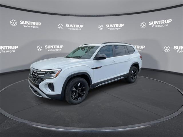 new 2025 Volkswagen Atlas car, priced at $47,002