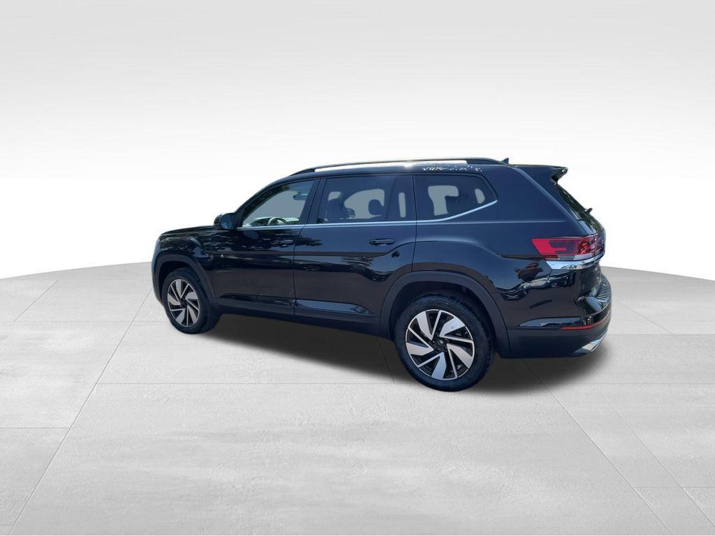 new 2026 Volkswagen Atlas car, priced at $44,978