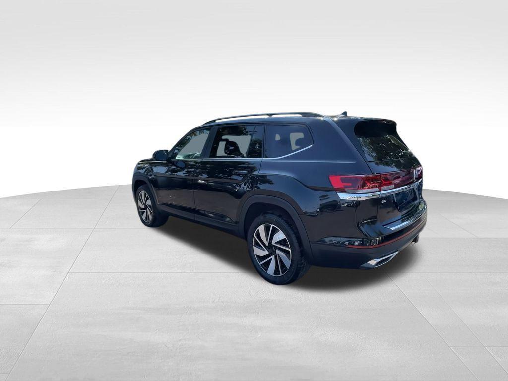 new 2026 Volkswagen Atlas car, priced at $44,978