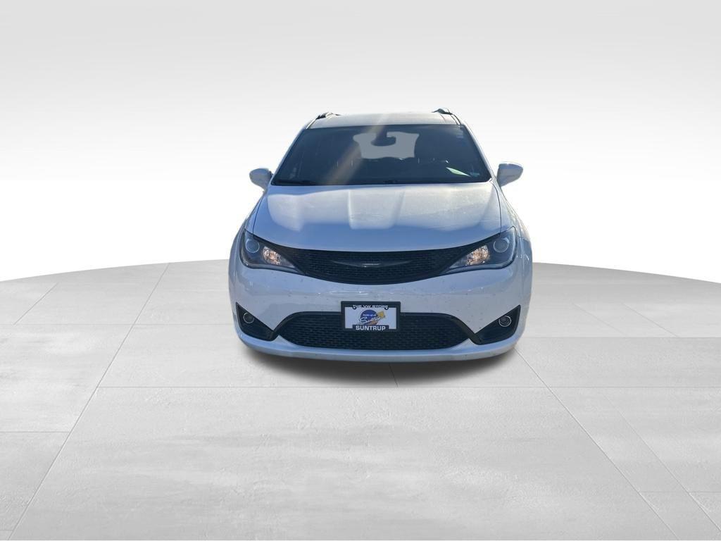 used 2018 Chrysler Pacifica car, priced at $17,985