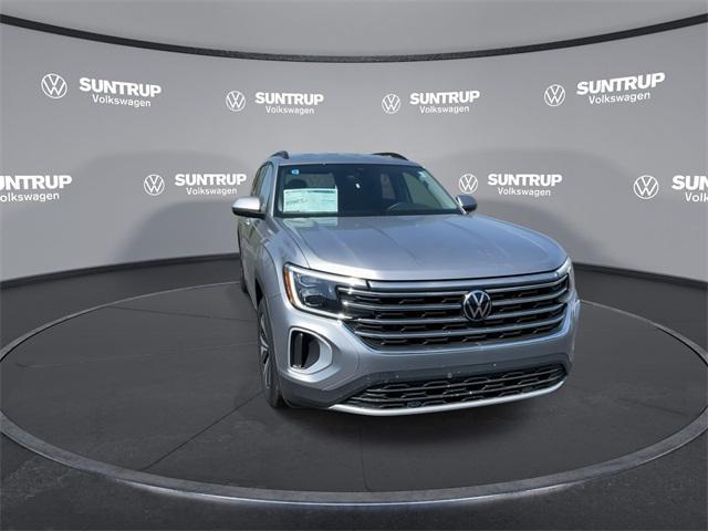 new 2025 Volkswagen Atlas car, priced at $38,256