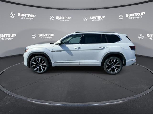 new 2025 Volkswagen Atlas car, priced at $50,175