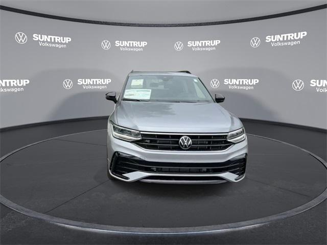 new 2024 Volkswagen Tiguan car, priced at $31,817