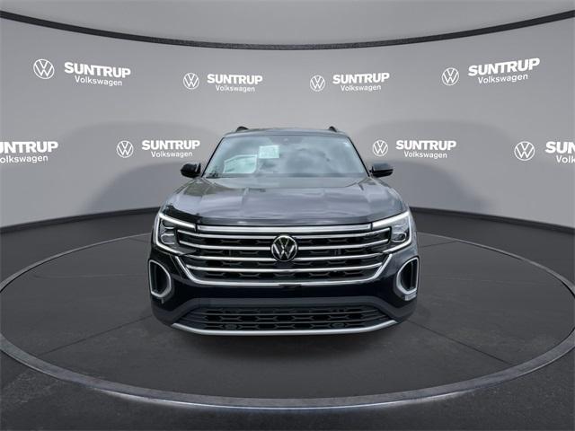 new 2025 Volkswagen Atlas car, priced at $40,006