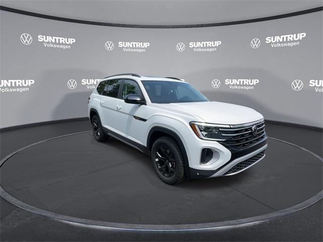 new 2025 Volkswagen Atlas car, priced at $46,577