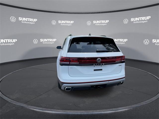 new 2025 Volkswagen Atlas car, priced at $46,577