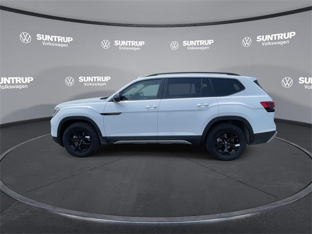 new 2025 Volkswagen Atlas car, priced at $46,577